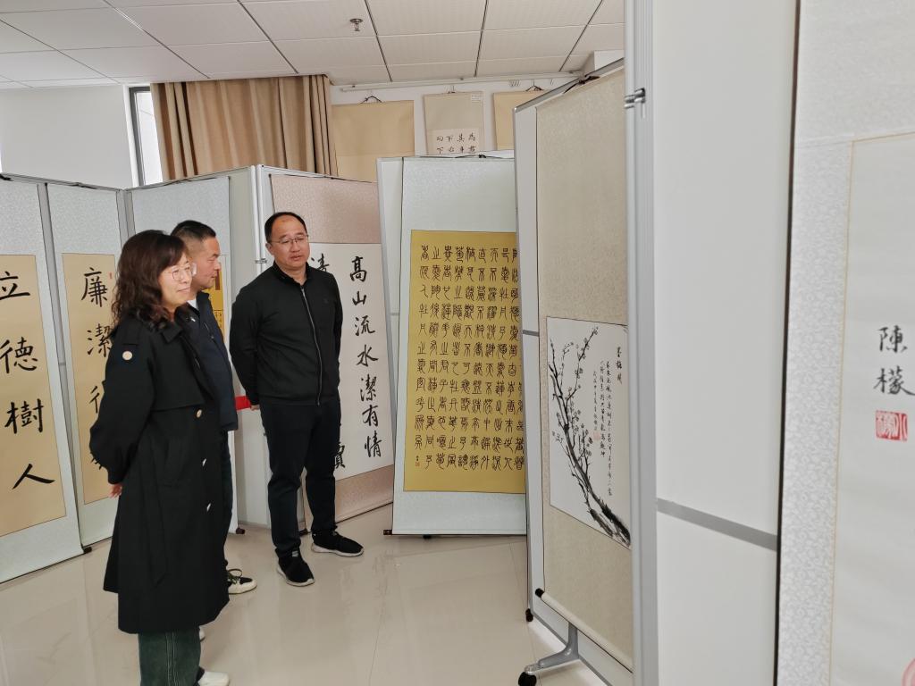 参观.jpg