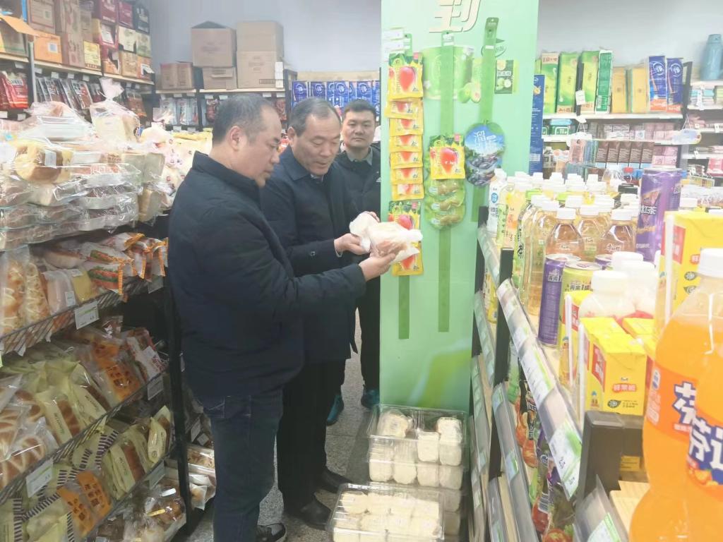 学院开展岁末年初校园安全大检查5.jpg