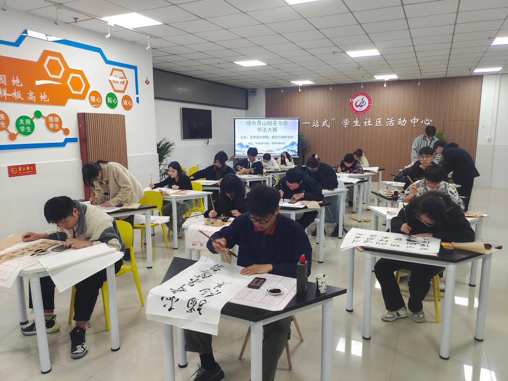 图1.jpg