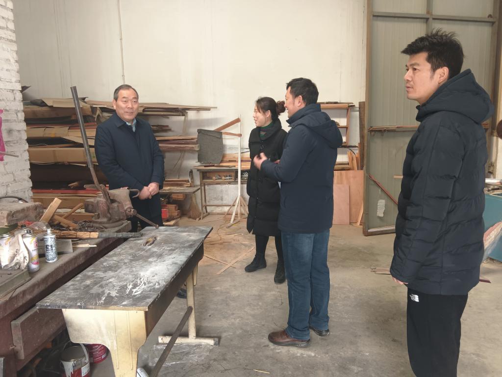学院开展岁末年初校园安全大检查6.jpg