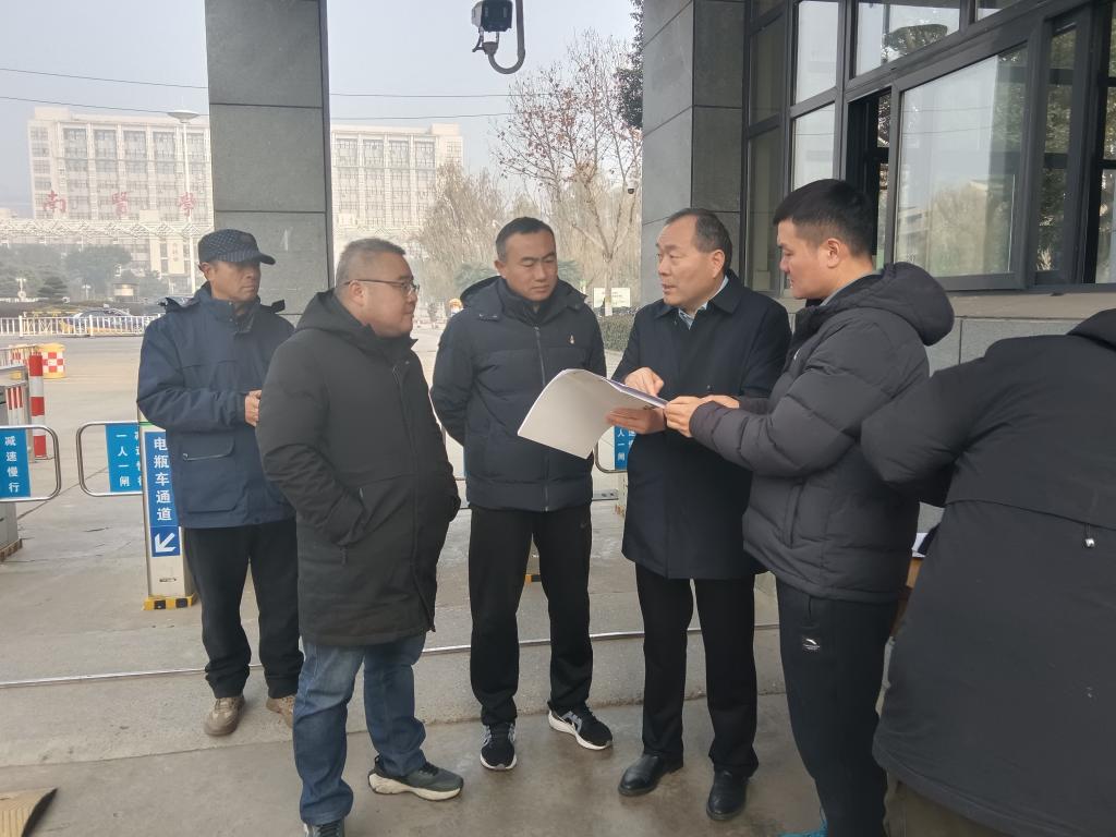 学院开展岁末年初校园安全大检查2.jpg